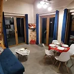 Nad Stawem W Harszu 木屋 Harsz